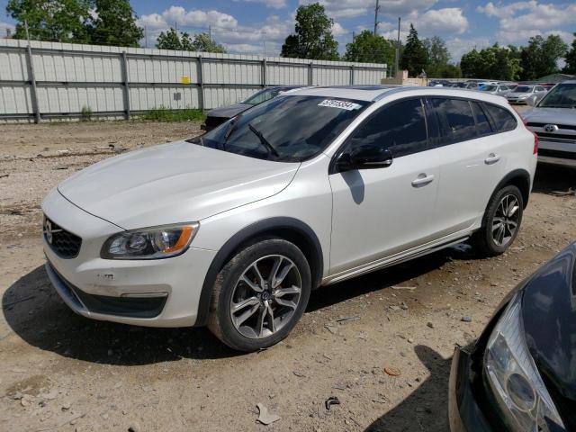 2015 VOLVO V60