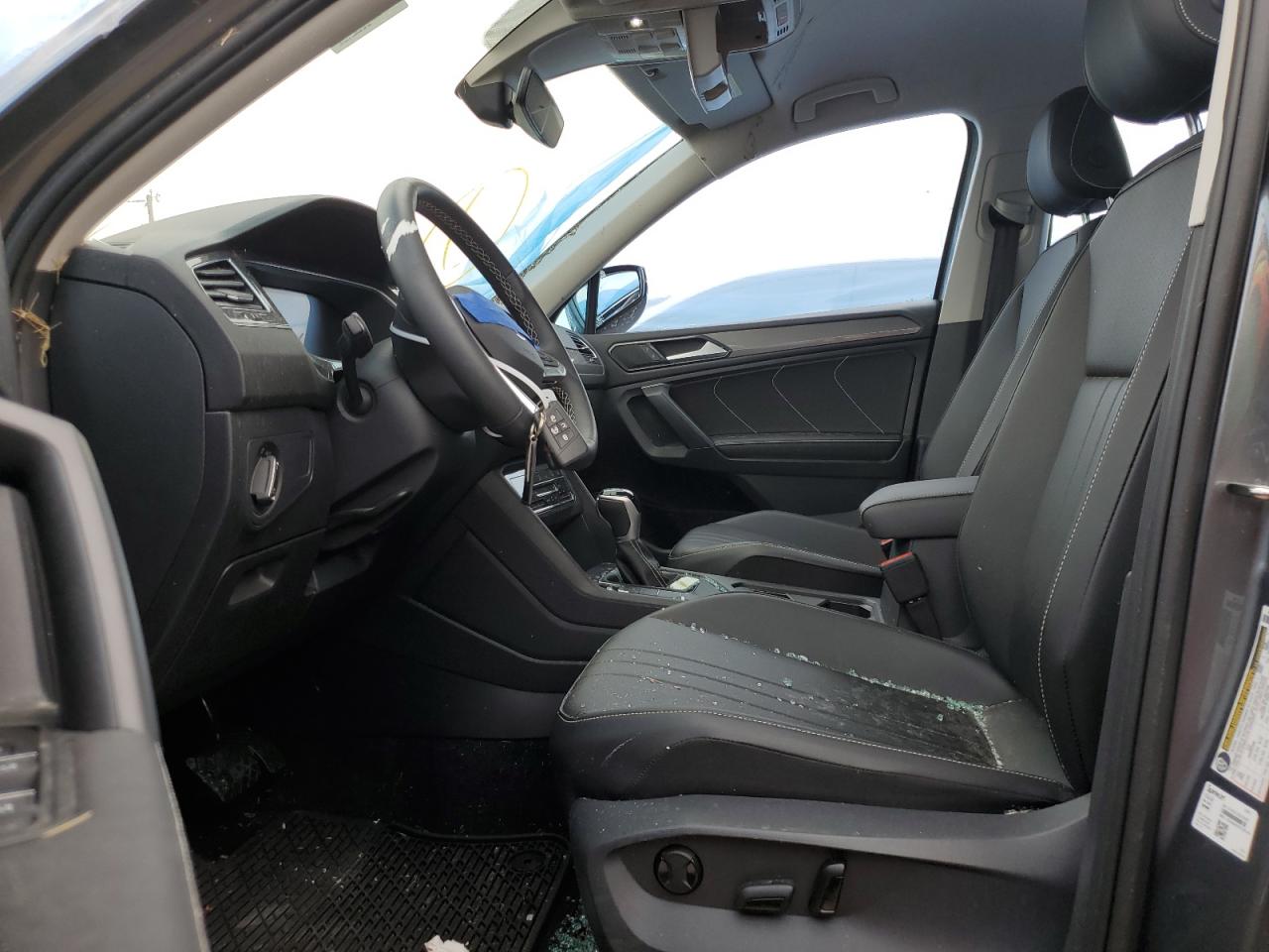 3VV3B7AXXPM119176 2023 Volkswagen Tiguan Se