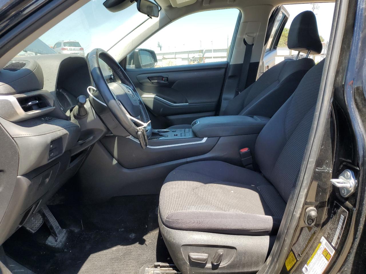 5TDBZRBH1MS534679 2021 Toyota Highlander L