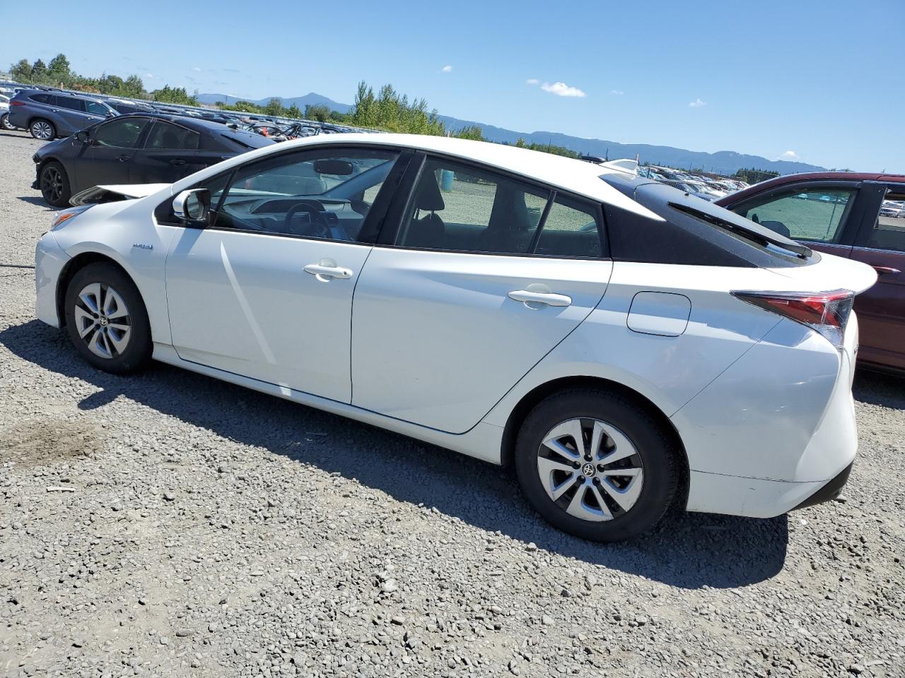 JTDKARFUXG3028451 2016 Toyota Prius