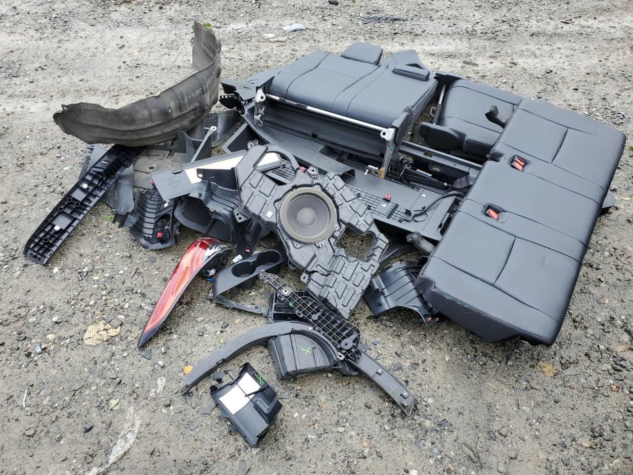 5TDJZRBH8MS083617 2021 Toyota Highlander Xse