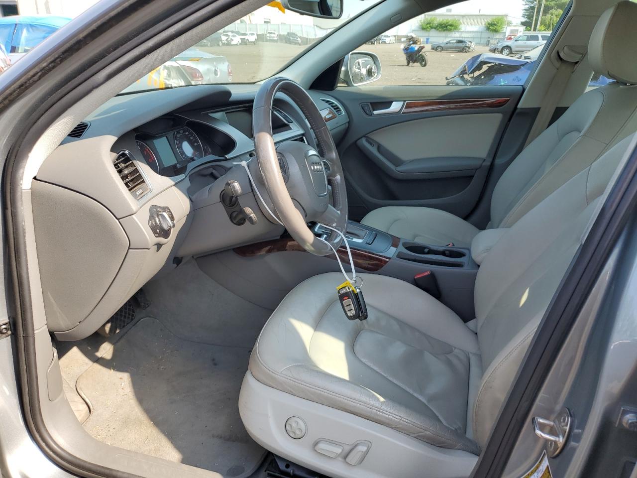 WAUBFAFL7AN015935 2010 Audi A4 Premium