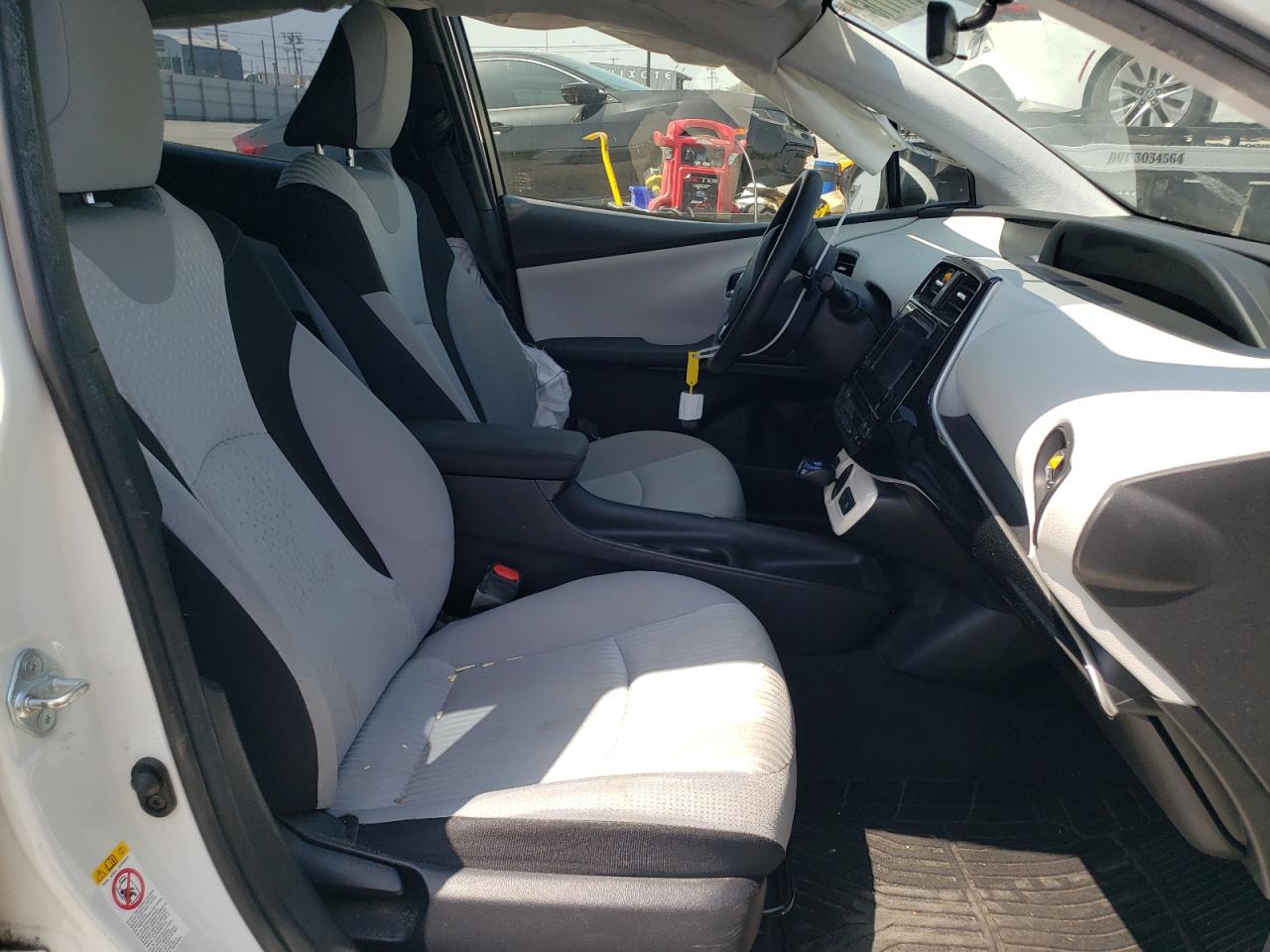 JTDKBRFUXG3001442 2016 Toyota Prius