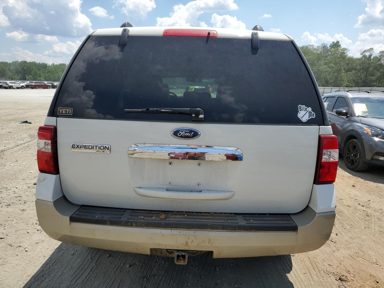 1FMFU18578LA77765 2008 Ford Expedition Eddie Bauer