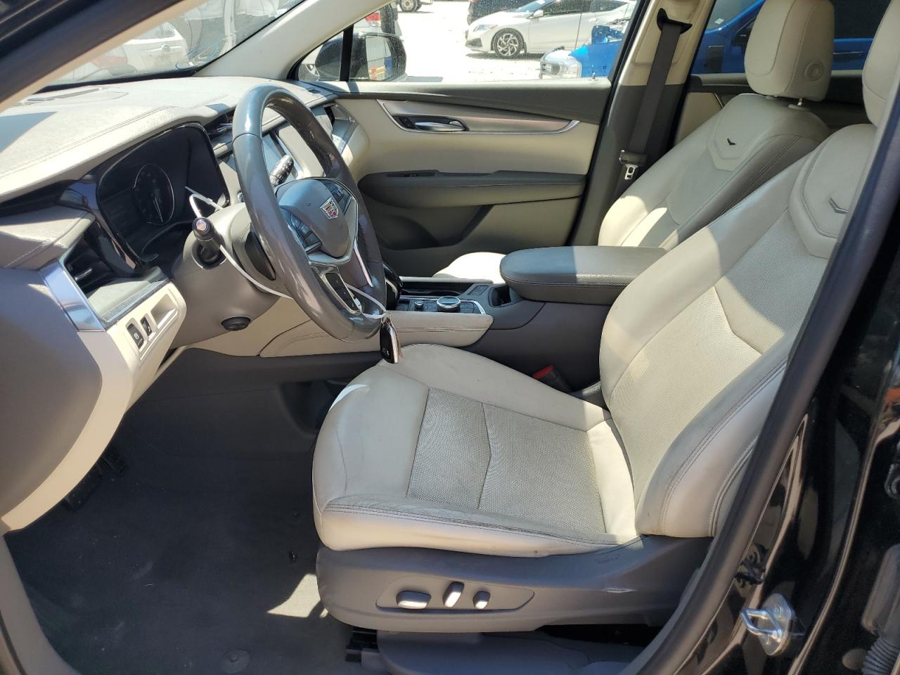 1GYKNCRS7LZ138127 2020 Cadillac Xt5 Premium Luxury