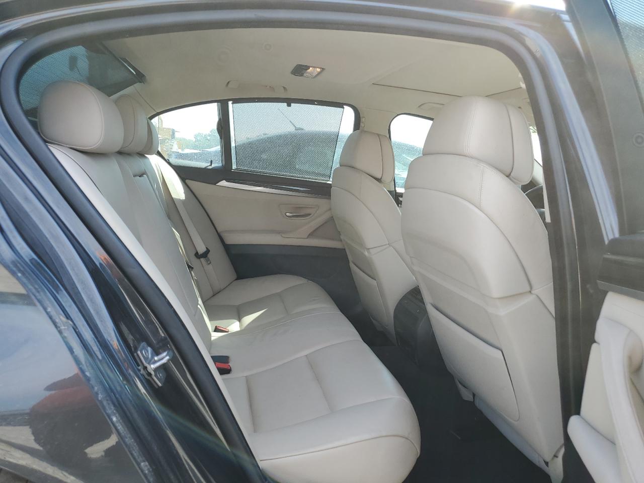 WBAFU9C52BC278391 2011 BMW 550 Xi