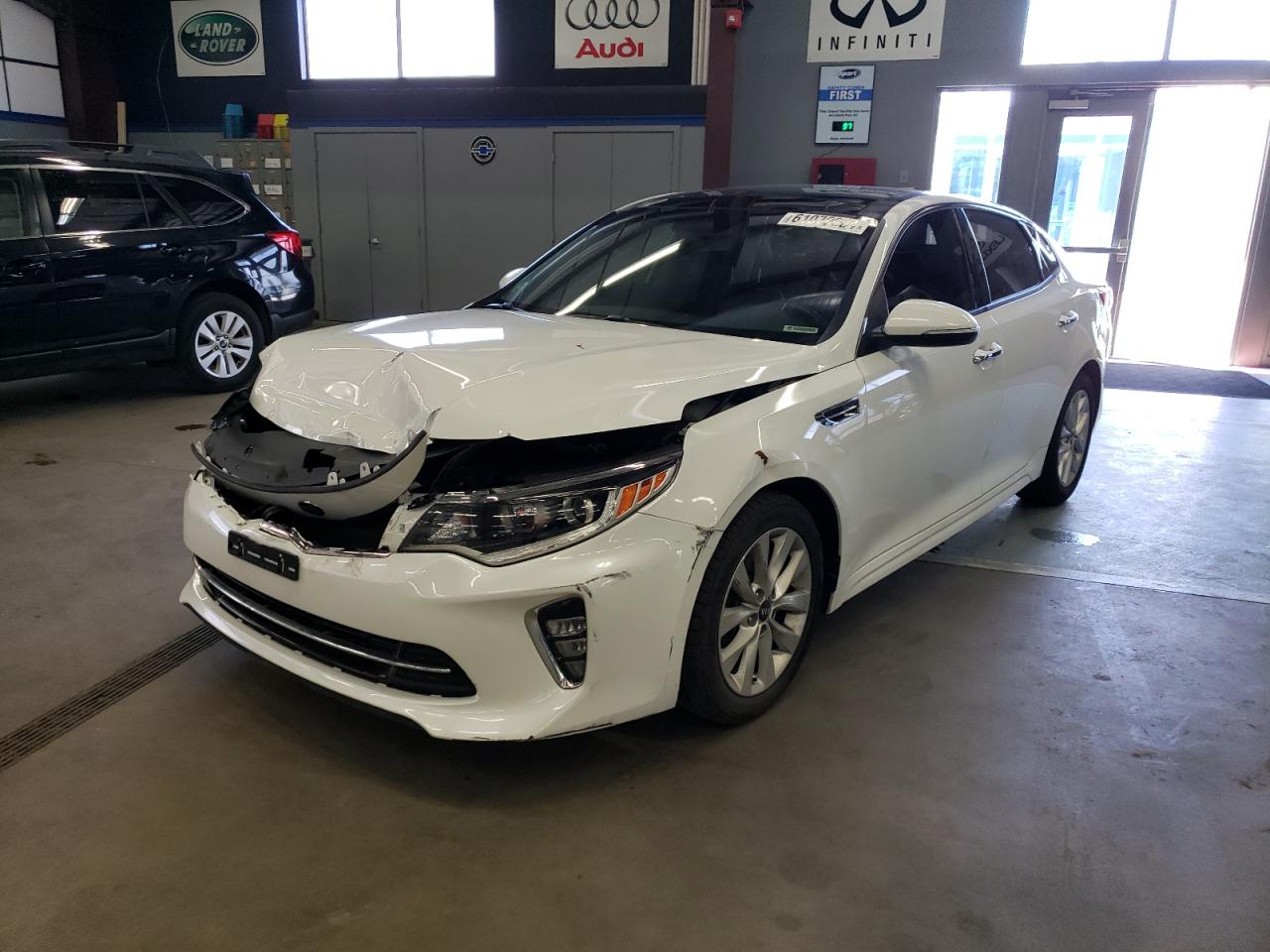 2018 Kia Optima Lx vin: 5XXGT4L39JG246242