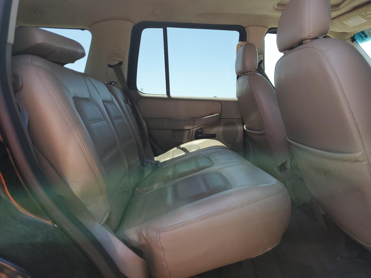 1FMZU73K42ZC94949 2002 Ford Explorer Xlt