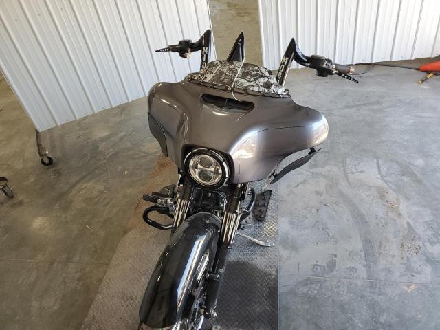 2015 HARLEY-DAVIDSON FLHXS STRE - 1HD1KRM1XFB696786