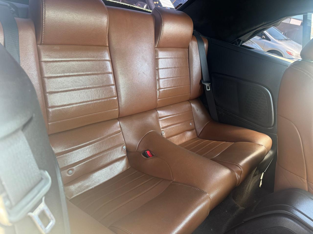 1ZVBP8EN9A5167093 2010 Ford Mustang