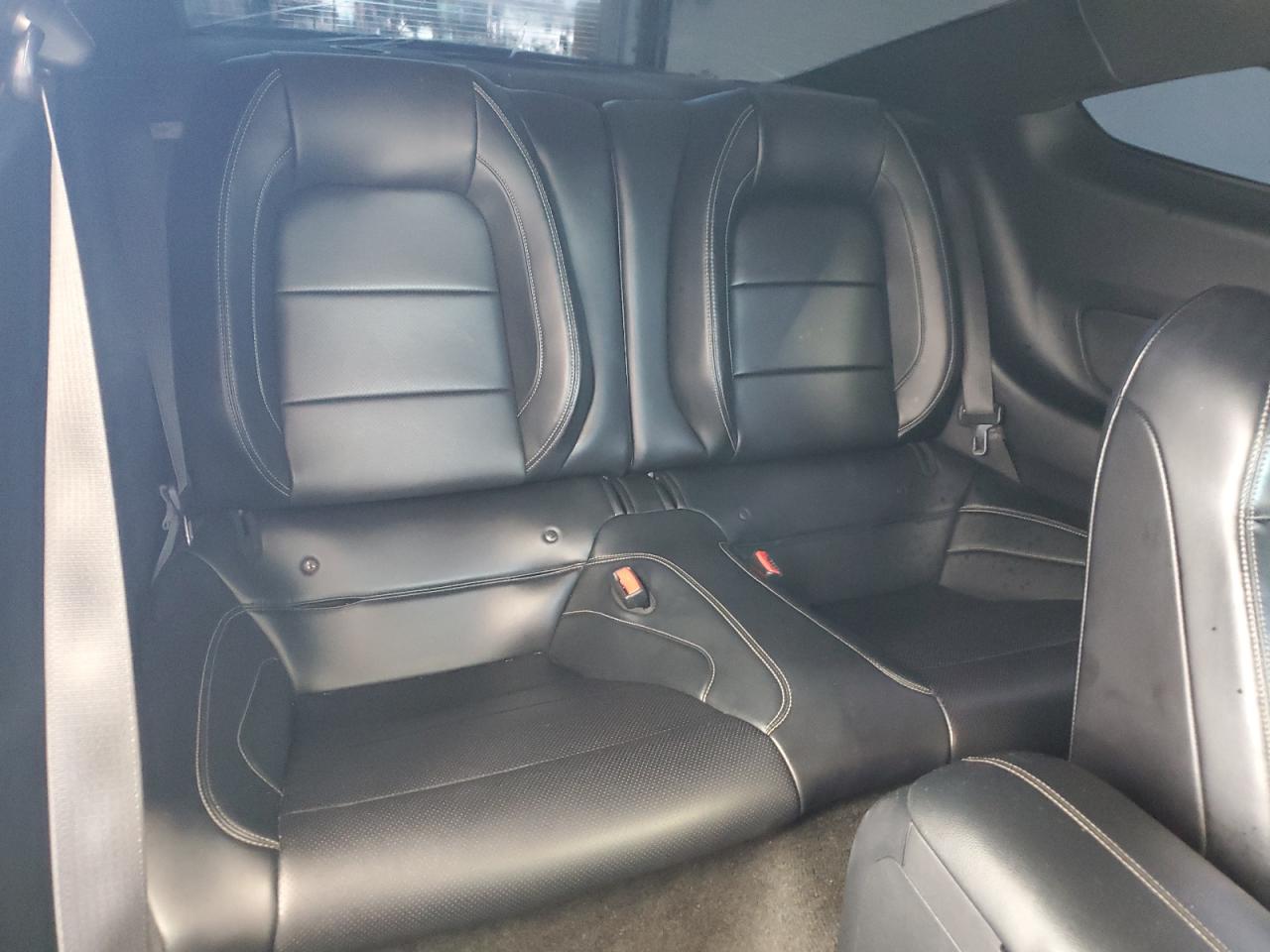 1FA6P8TH6F5317966 2015 Ford Mustang