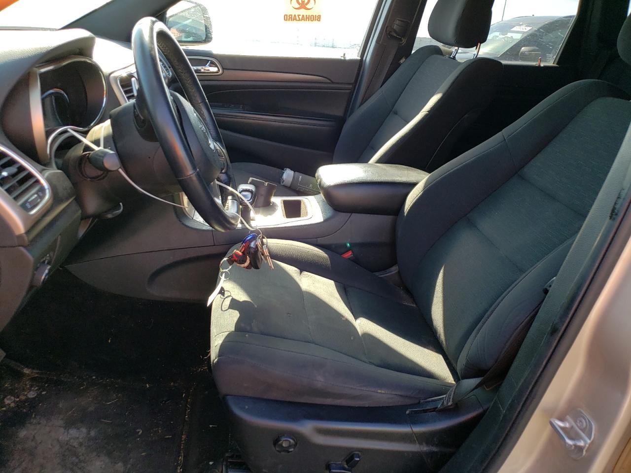 1C4RJFAG4FC893025 2015 Jeep Grand Cherokee Laredo