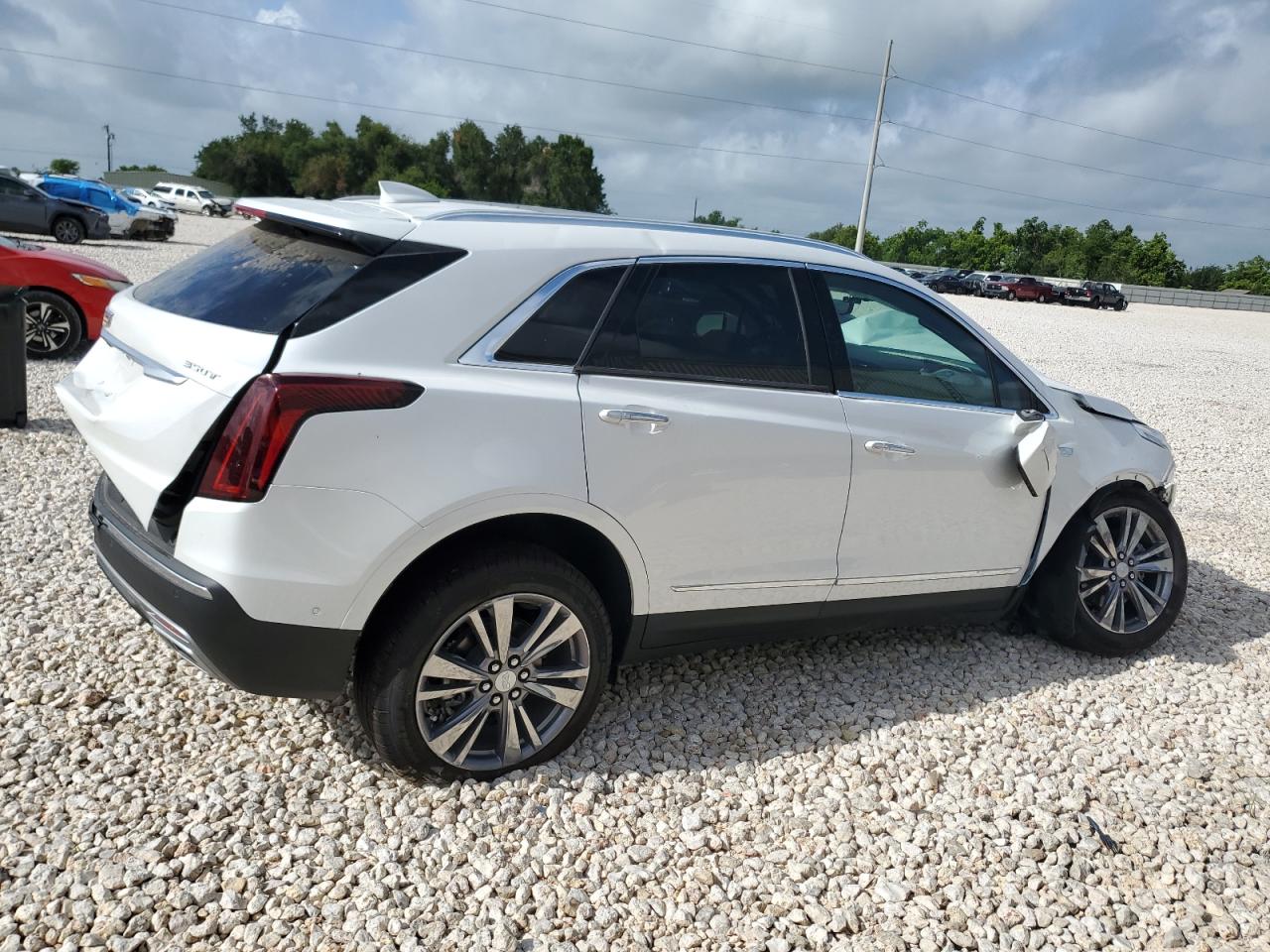 2024 Cadillac Xt5 Premium Luxury vin: 1GYKNCR46RZ743718