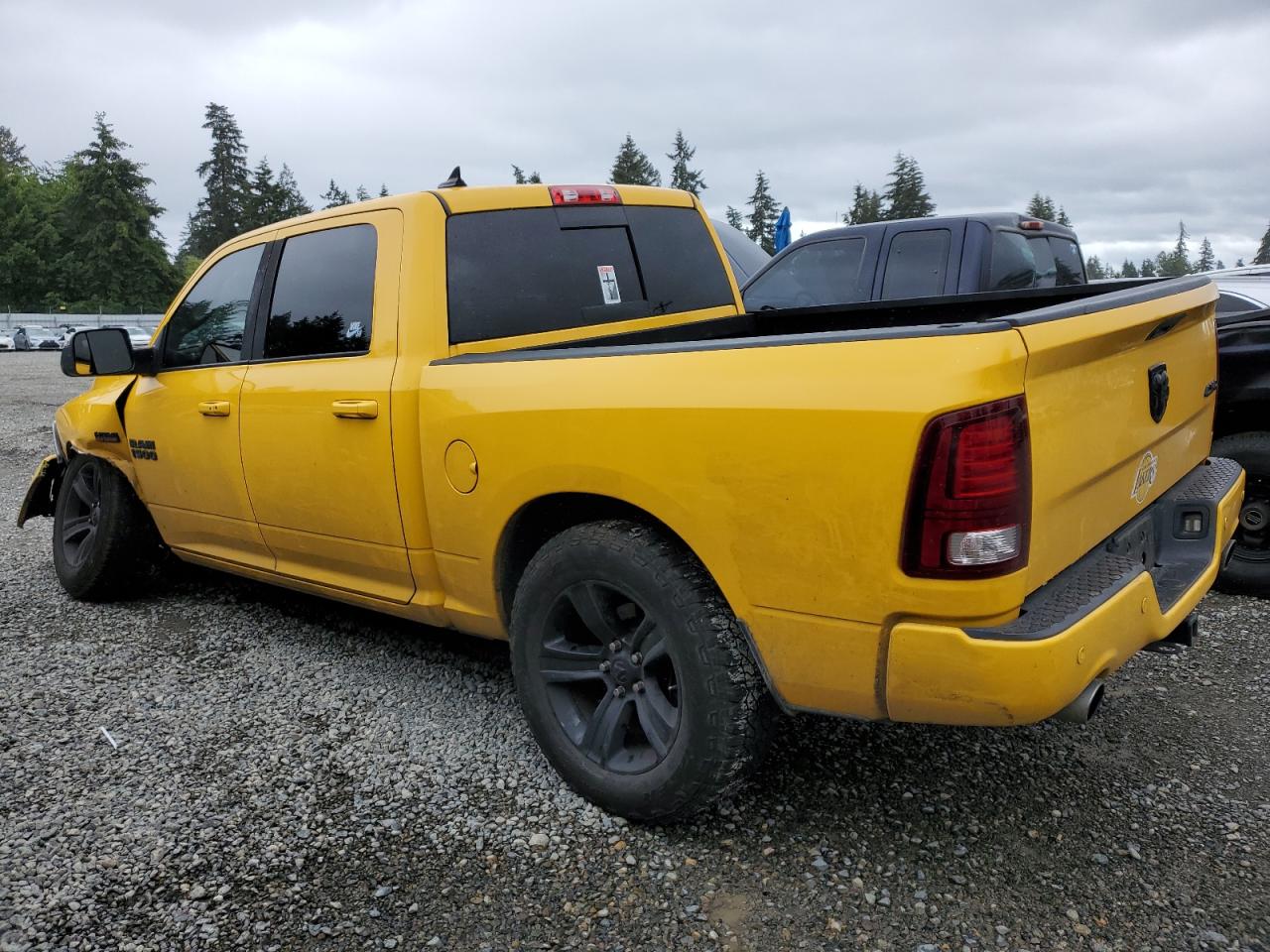 1C6RR7MT4GS323466 2016 Ram 1500 Sport