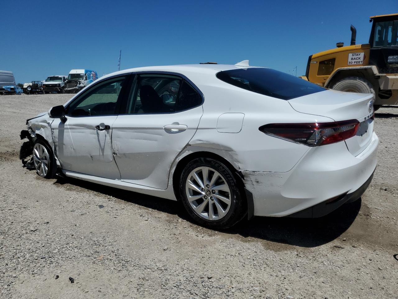 2023 Toyota Camry Le vin: 4T1R11AK8PU781293