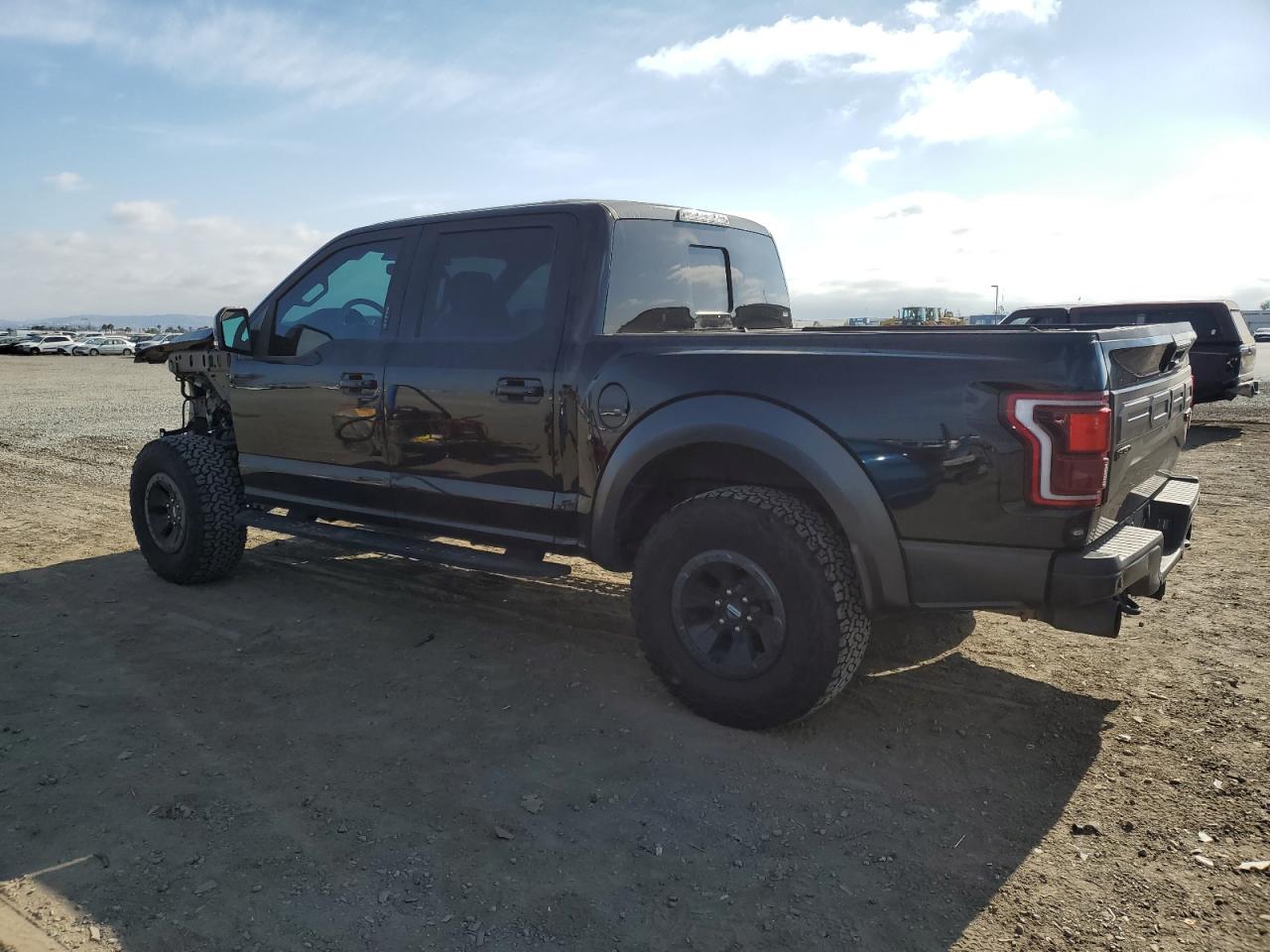 1FTFW1RG6JFA96312 2018 Ford F150 Raptor