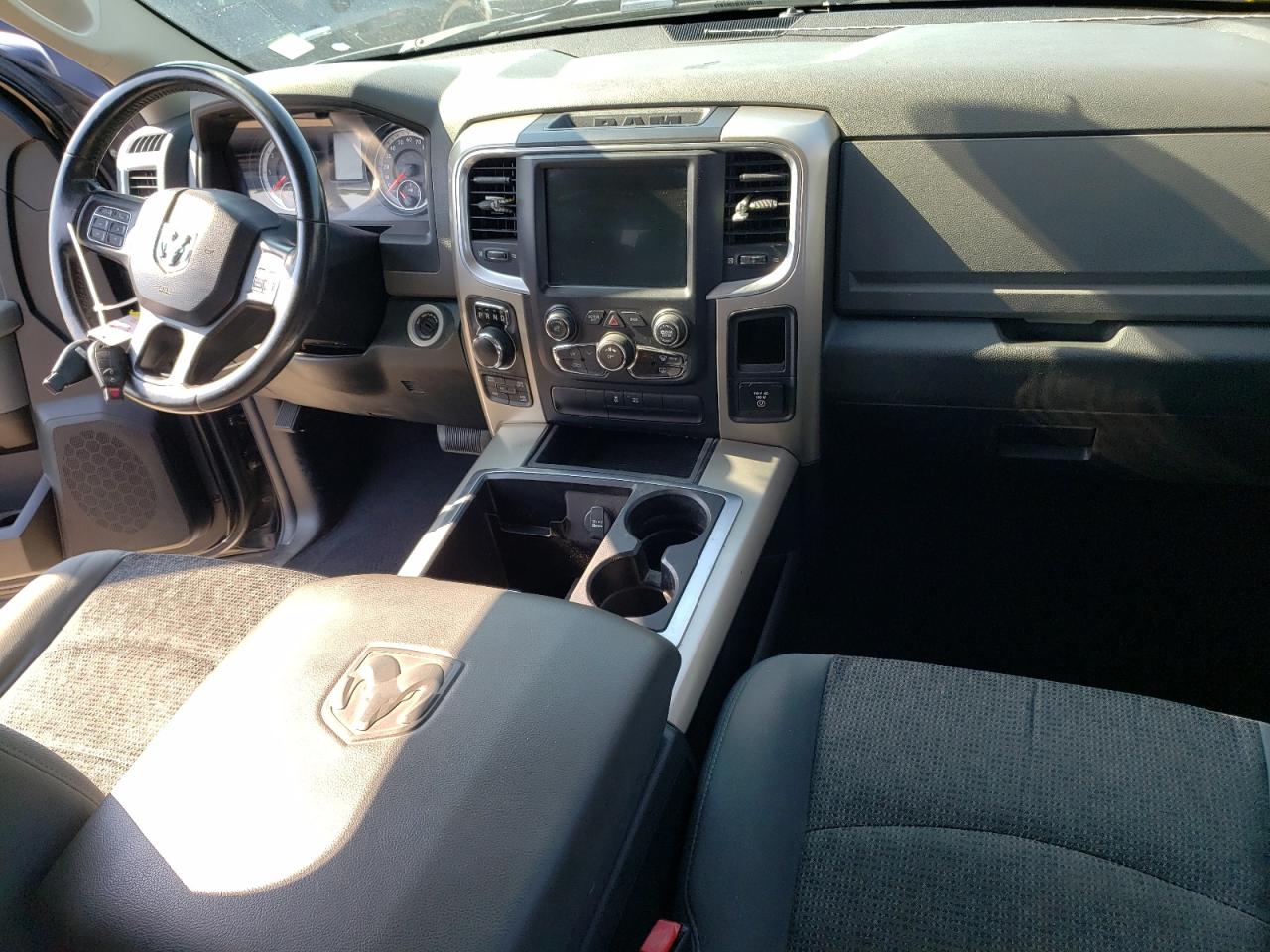 1C6RR7GT6ES470283 2014 Ram 1500 Slt