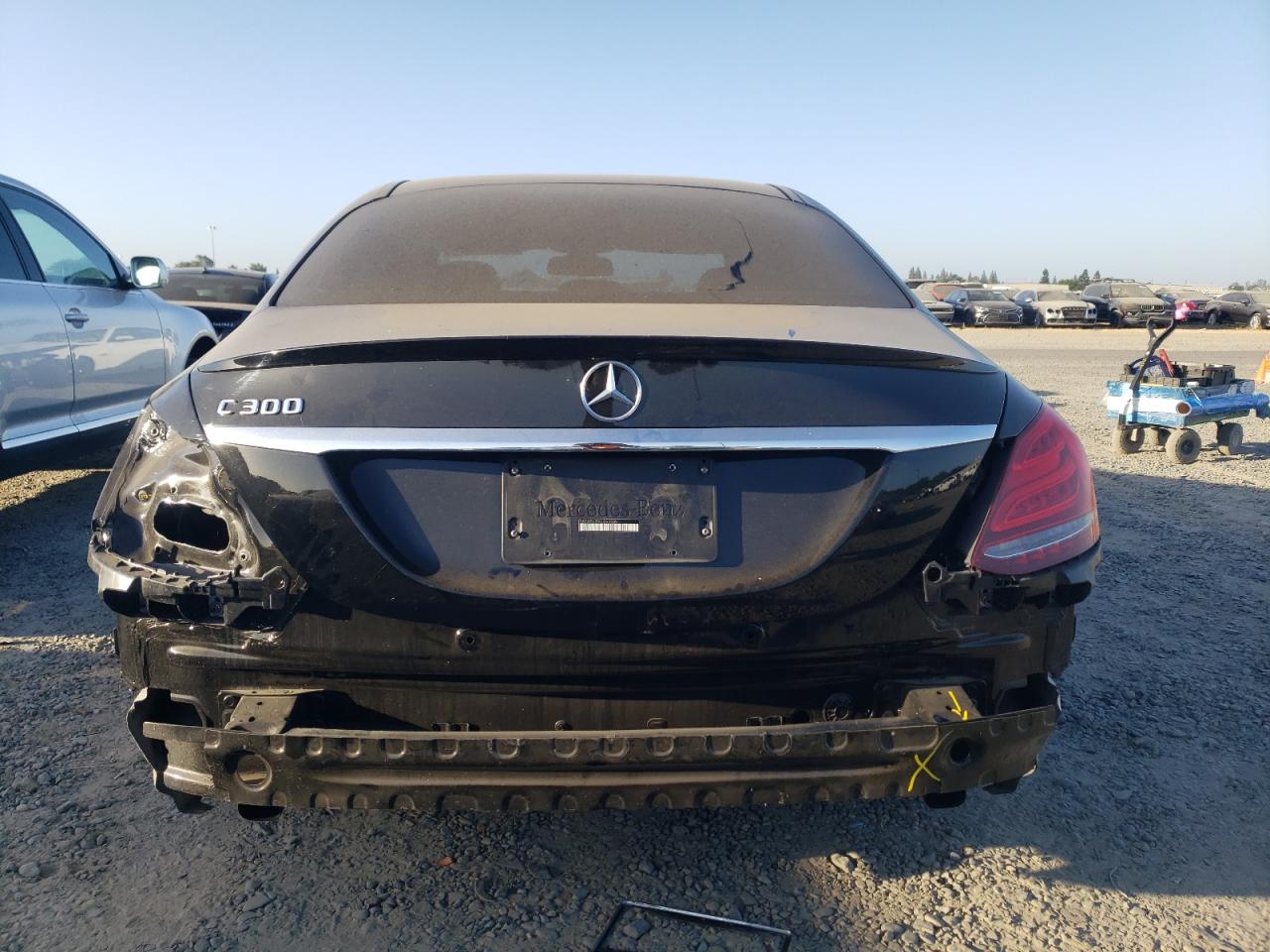 55SWF4JB9JU263539 2018 Mercedes-Benz C 300