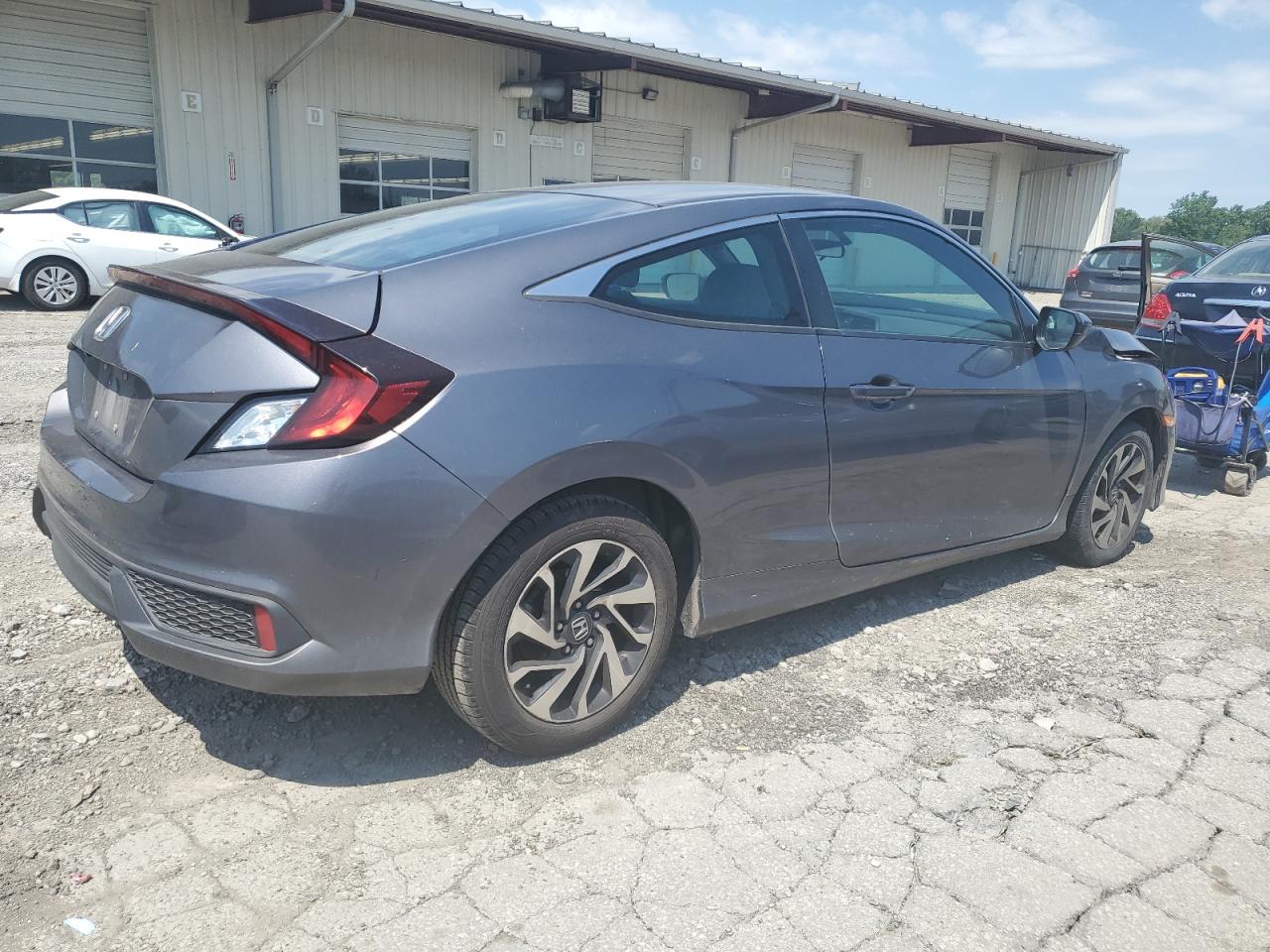 2018 Honda Civic Lx vin: 2HGFC4A59JH309371