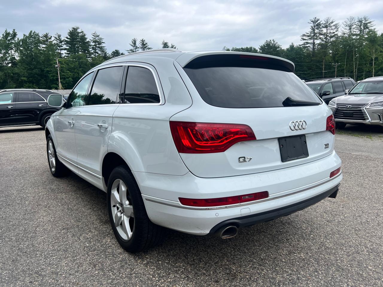 2013 Audi Q7 Premium Plus vin: WA1LMAFE8DD015347