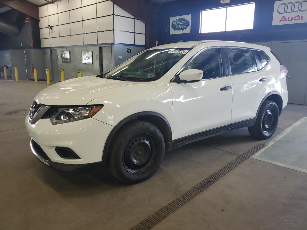 2016 Nissan Rogue S vin: KNMAT2MV3GP686887