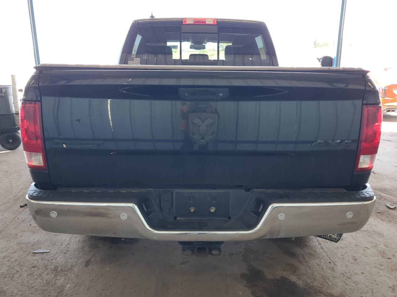 1C6RR7LG3GS112909 2016 Ram 1500 Slt