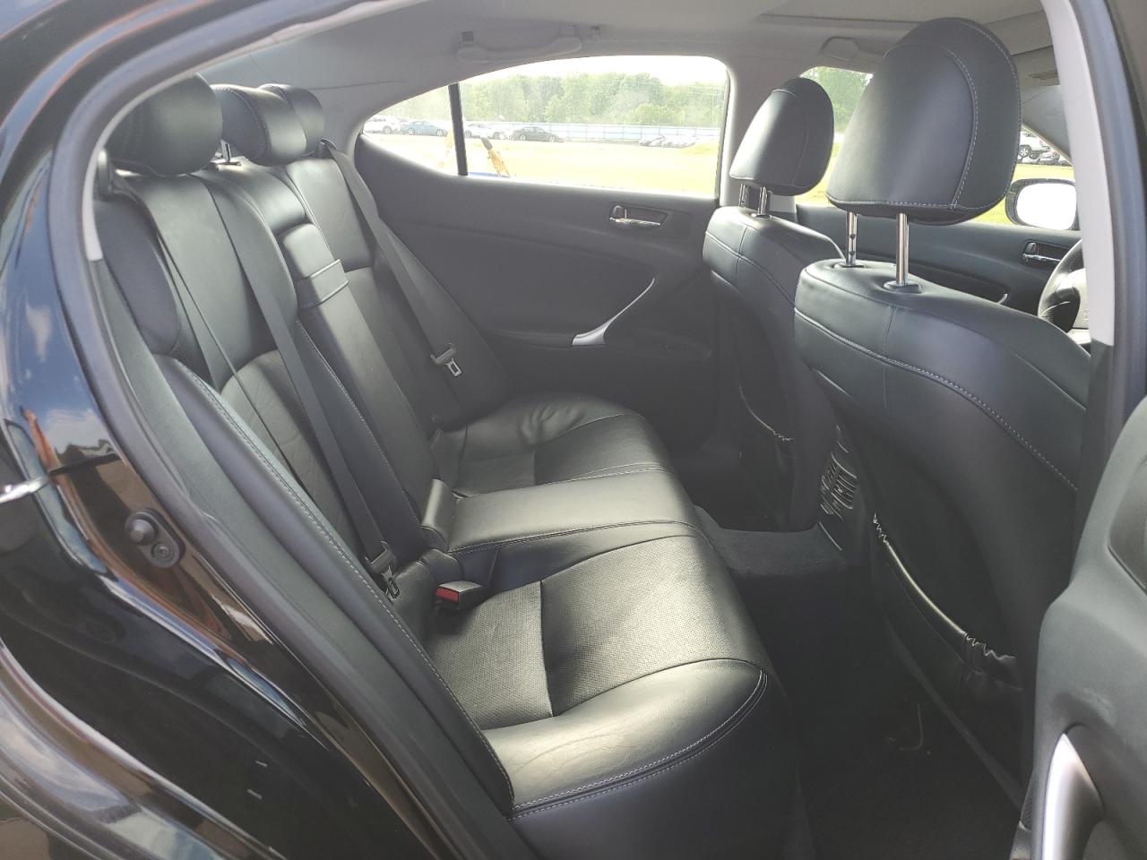 JTHCE5C24B5001729 2011 Lexus Is 350