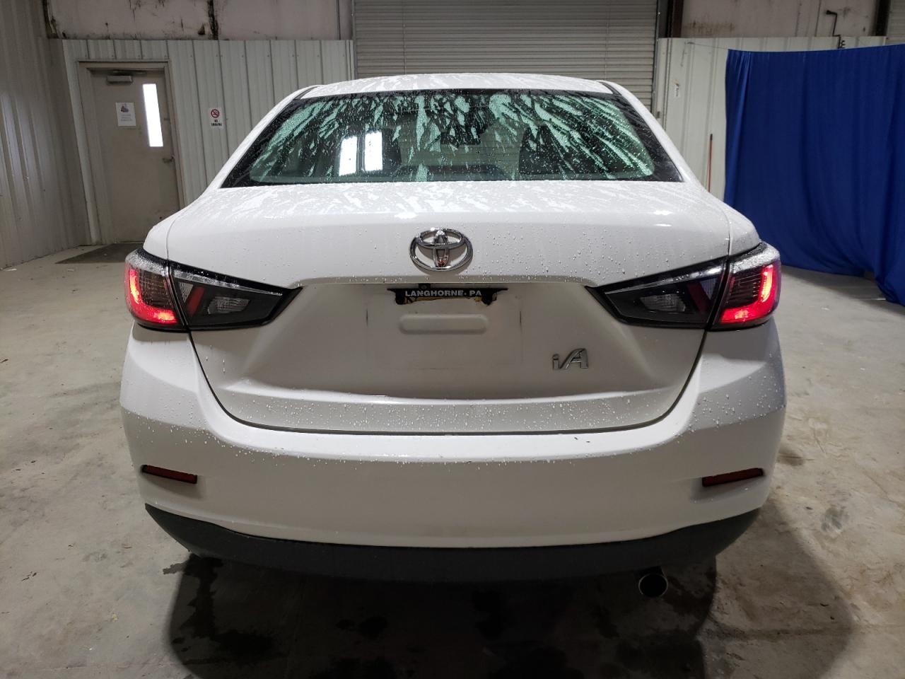 3MYDLBYV5HY189087 2017 Toyota Yaris Ia