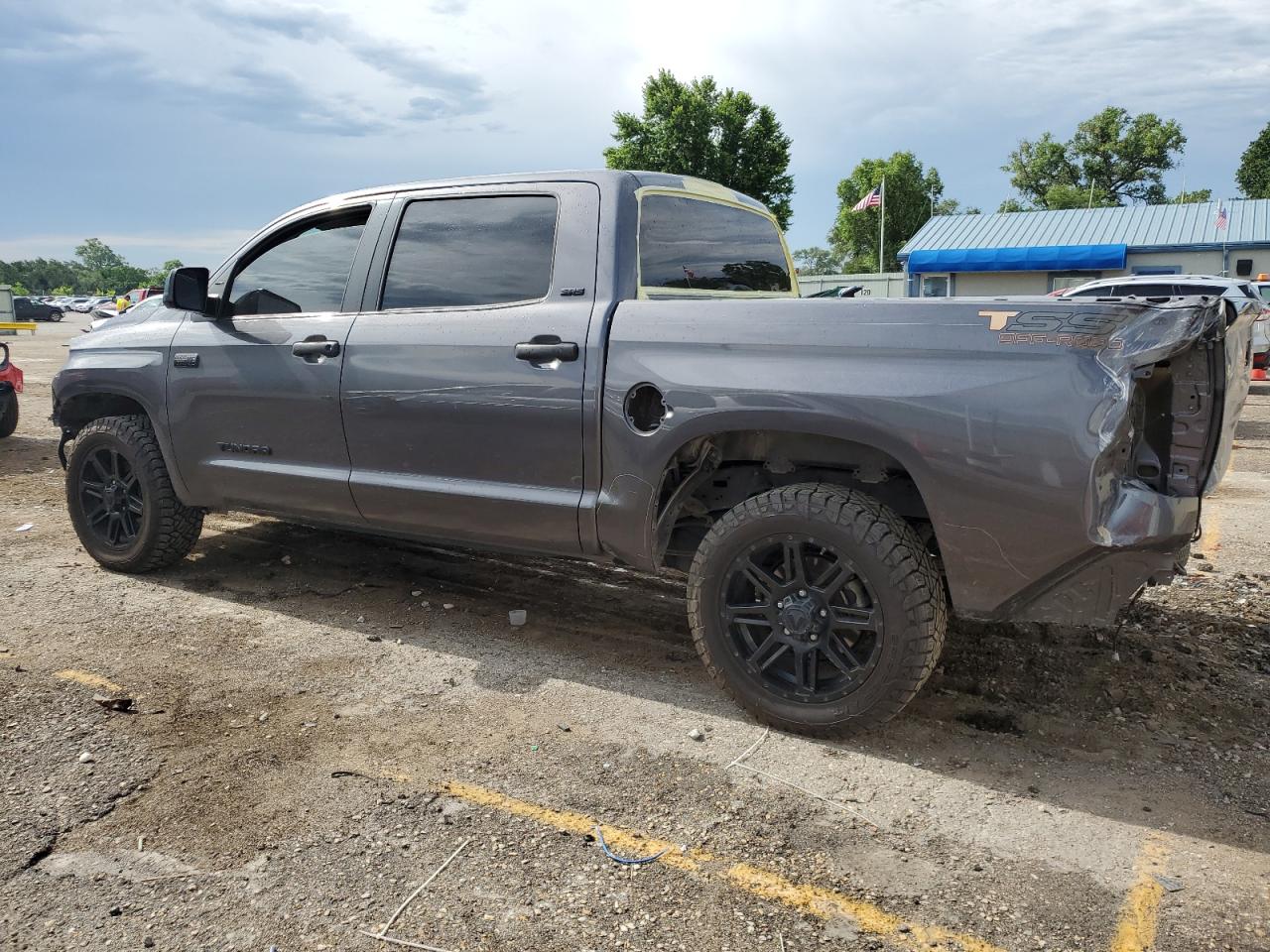 Lot #2718339505 2018 TOYOTA TUNDRA CRE