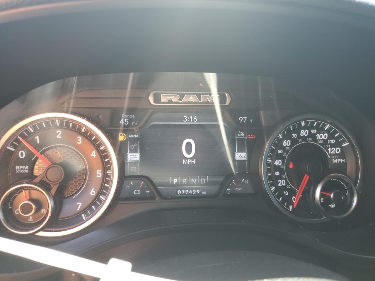 1C6RREJT7KN579486 2019 Ram 1500 Laramie