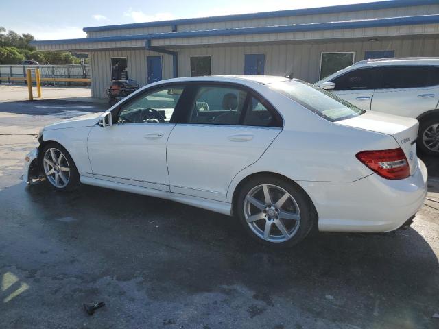 VIN WDDGF4HB5EG231300 2014 Mercedes-Benz C-Class, 250 no.2