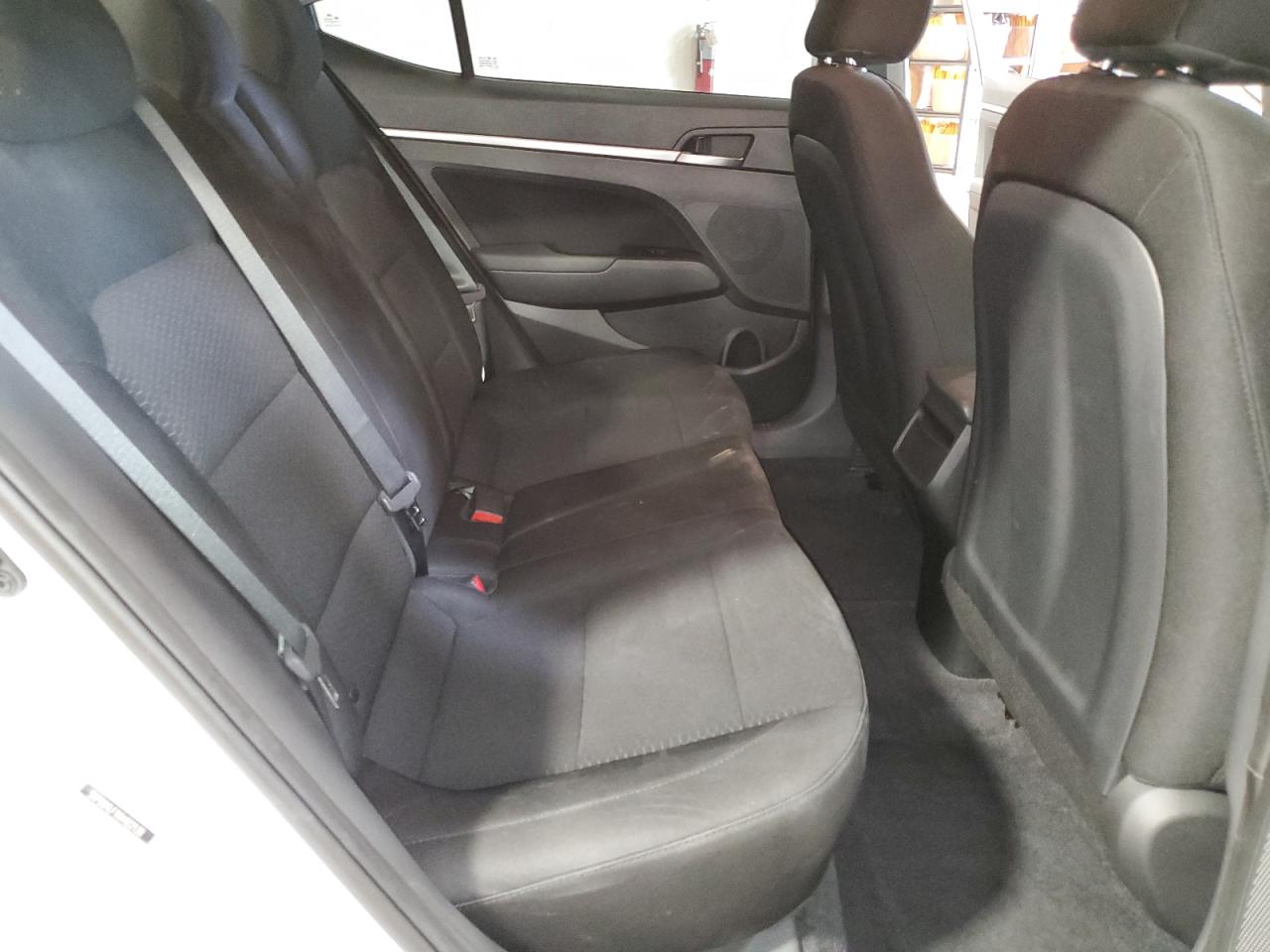 5NPD84LF1KH422138 2019 Hyundai Elantra Sel