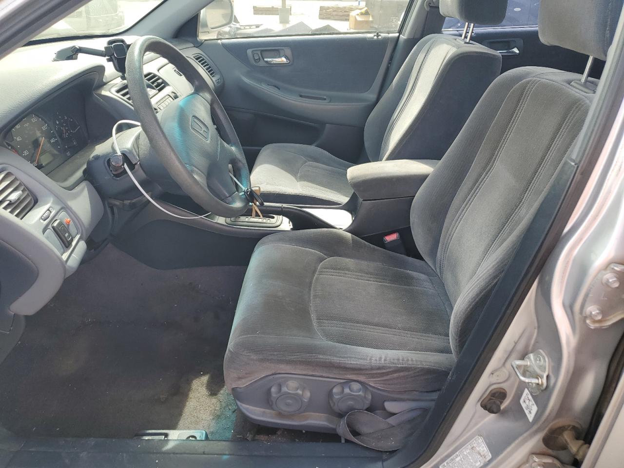 JHMCG6653XC014898 1999 Honda Accord Lx