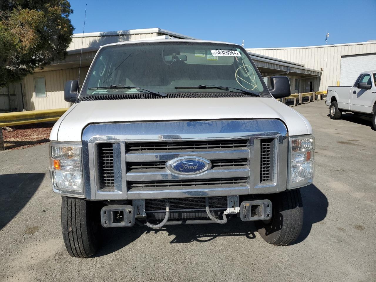 2013 Ford Econoline E350 Super Duty Wagon vin: 1FBNE3BL8DDA84331