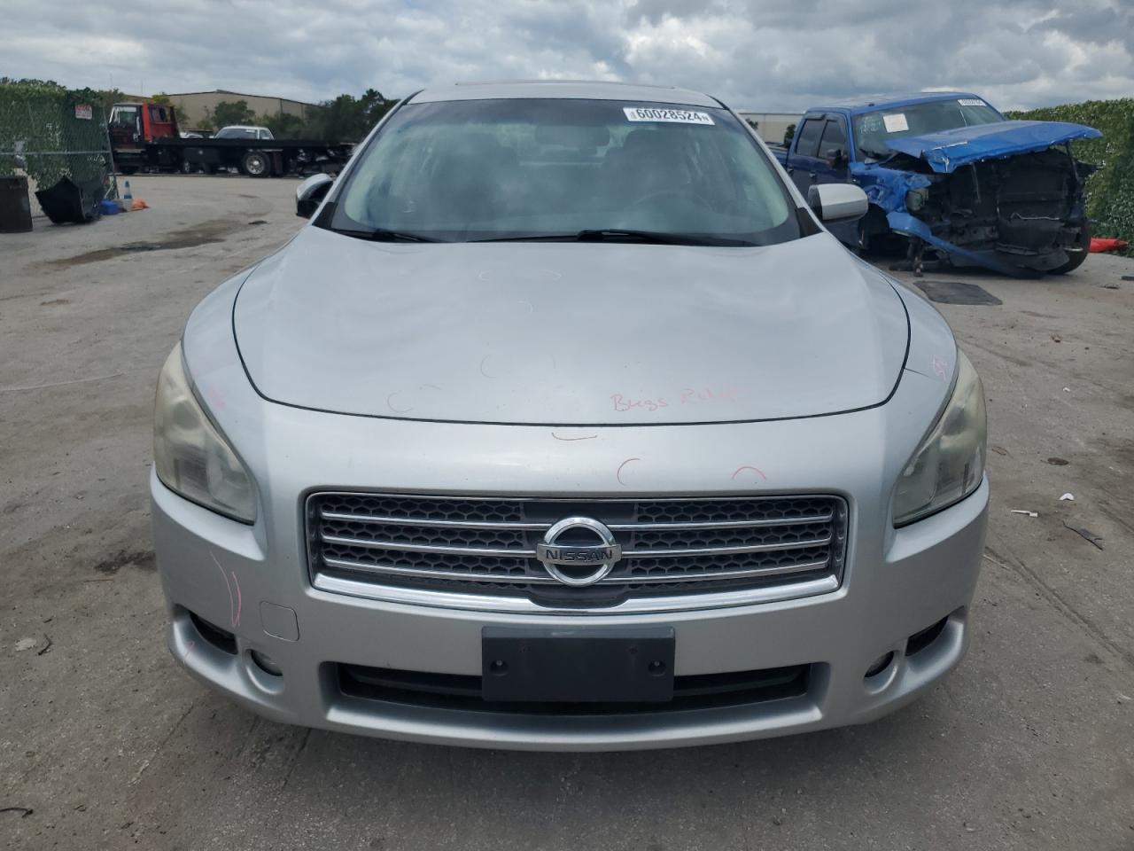 1N4AA5APXAC865946 2010 Nissan Maxima S