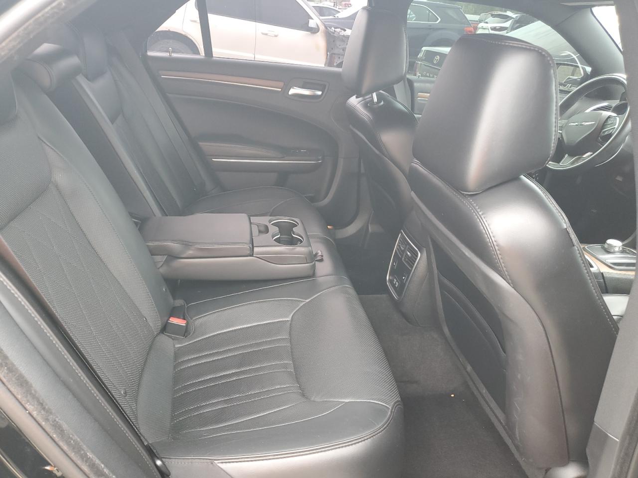 2C3CCASG7GH100465 2016 Chrysler 300C Platinum