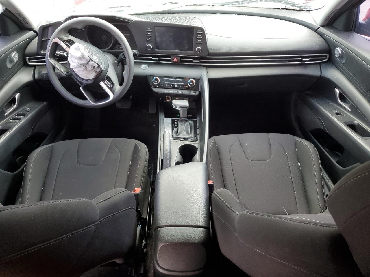 5NPLM4AGXNH061225 2022 Hyundai Elantra Sel