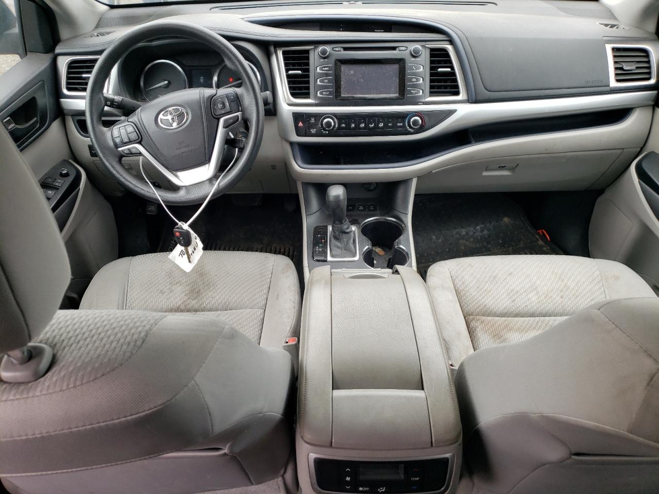 5TDBKRFH9ES055152 2014 Toyota Highlander Le