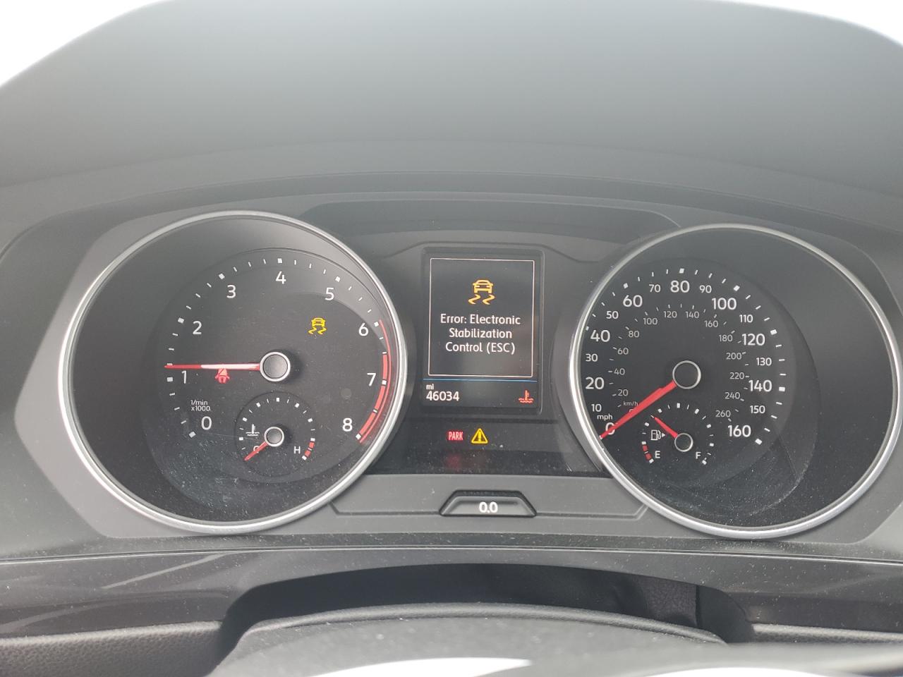 3VV3B7AX1KM193045 2019 Volkswagen Tiguan Se
