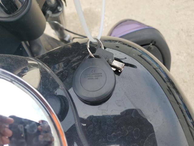2010 HARLEY-DAVIDSON FLHTK - 1HD1KEM16AB615395