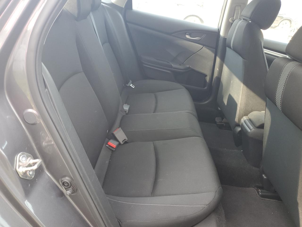 2HGFC2F5XGH555304 2016 Honda Civic Lx 2HGFC2F5XGH555304 2016 Honda Civic Lx