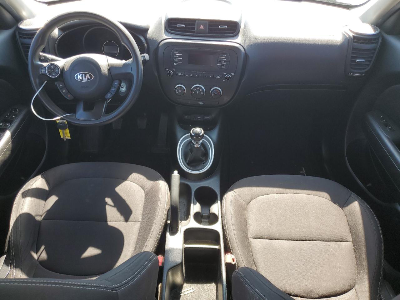 KNDJN2A24F7806781 2015 Kia Soul