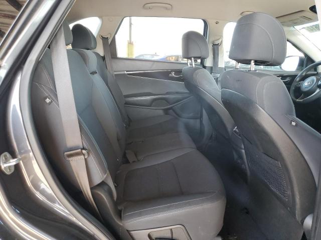 2017 Kia Sorento - Image 10