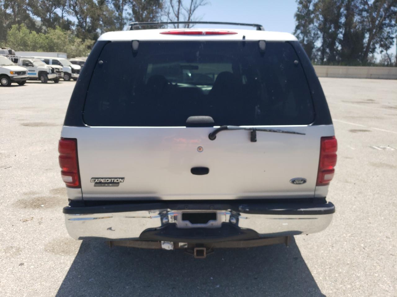1FMRU17L5WLA40837 1998 Ford Expedition