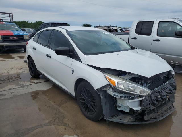 2017 Ford Focus S VIN: 1FADP3E23HL313813 Lot: 57491874