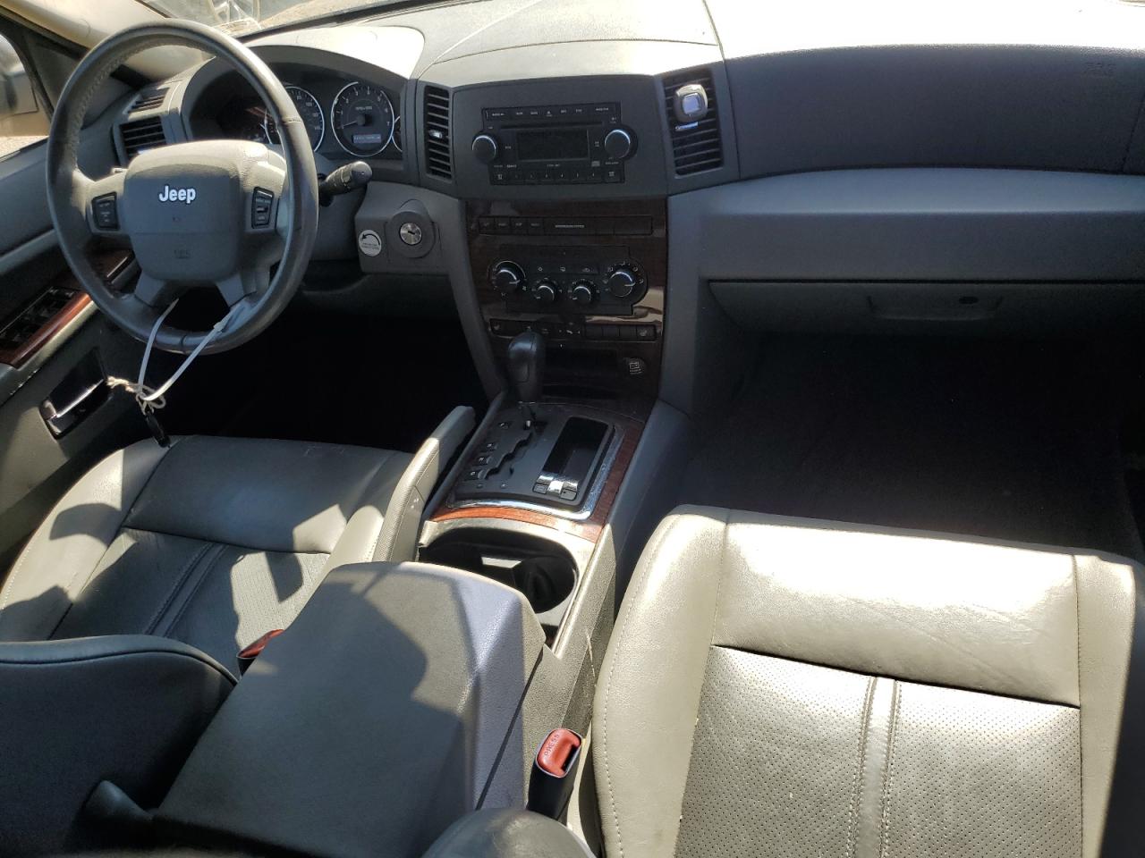 1J4HR58N15C729128 2005 Jeep Grand Cherokee Limited