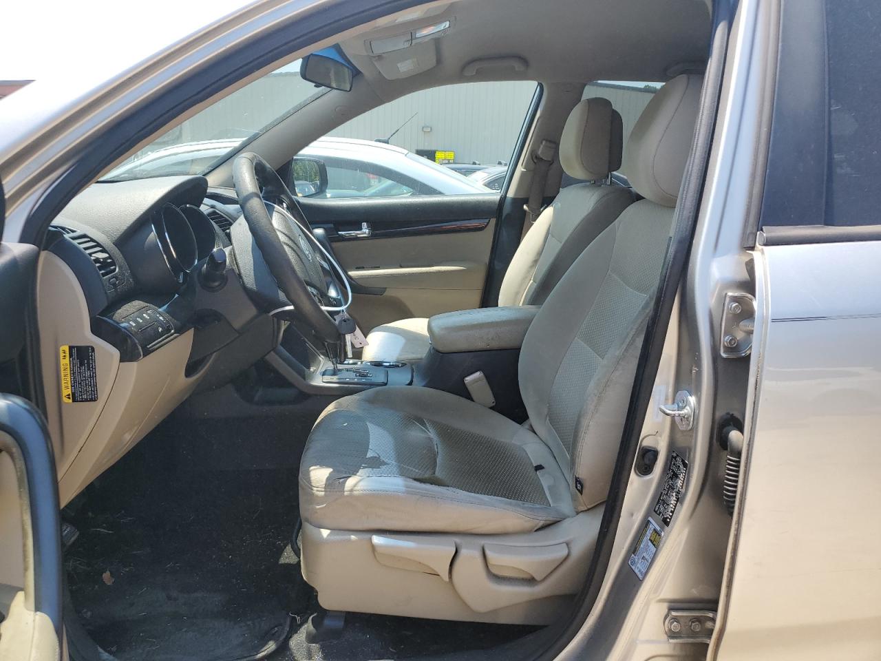 5XYKT3A18CG282265 2012 Kia Sorento Base