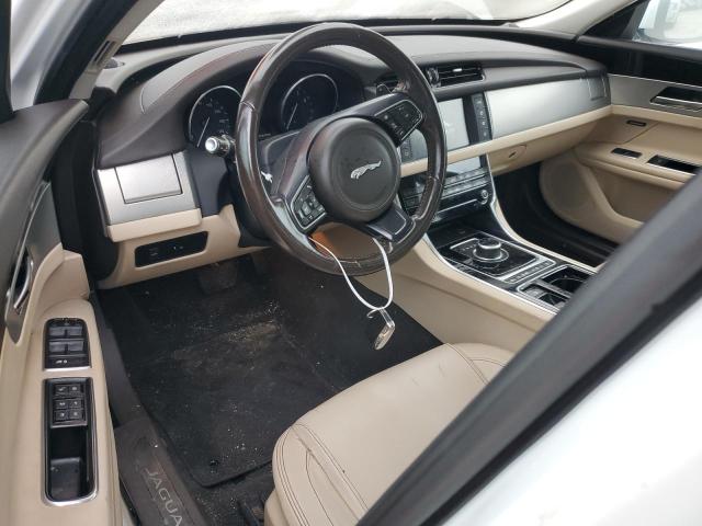 VIN SAJBJ4BV3HCY27850 2017 Jaguar XF, Premium no.8