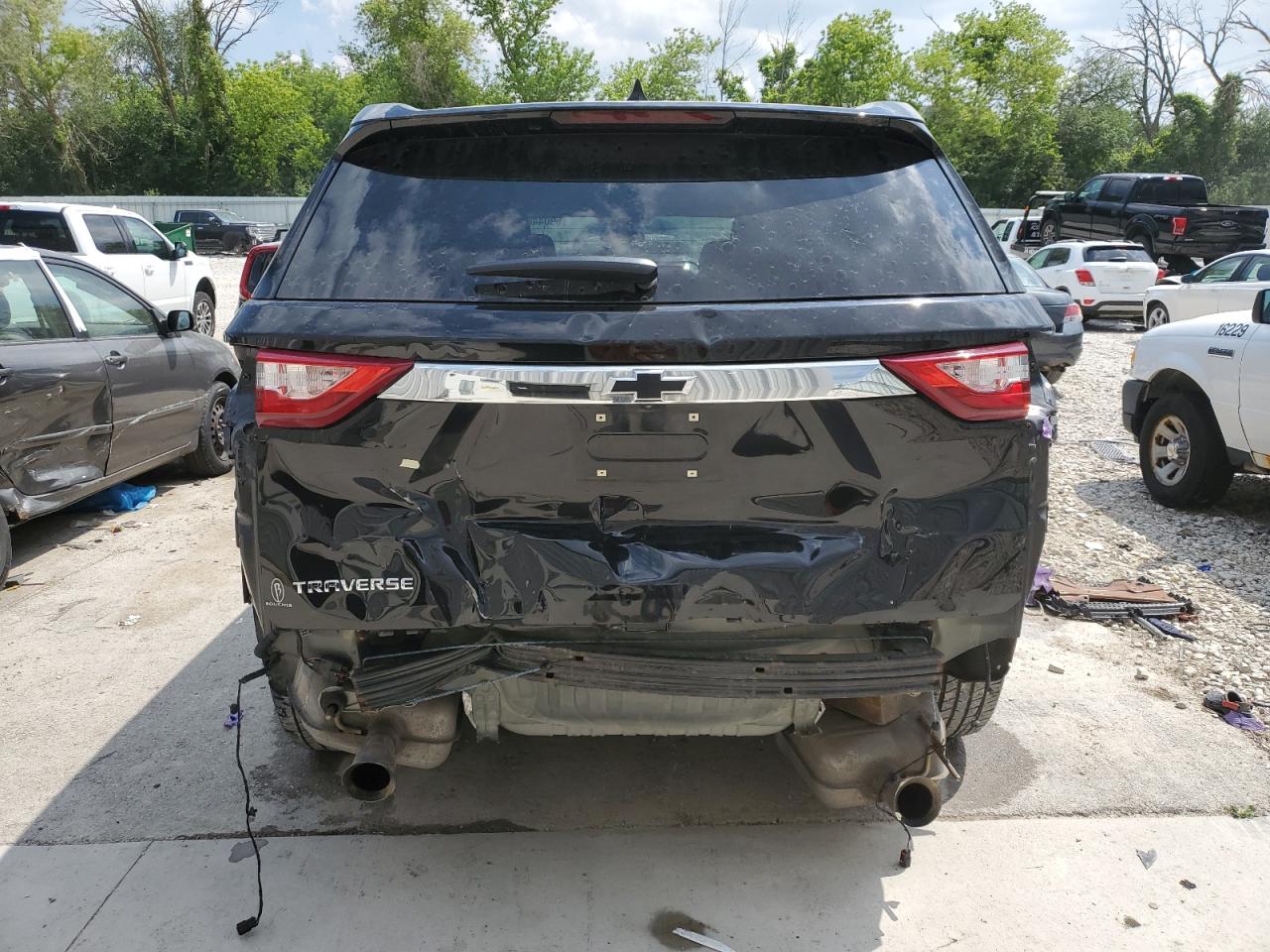 1GNERFKW4JJ163009 2018 Chevrolet Traverse Ls