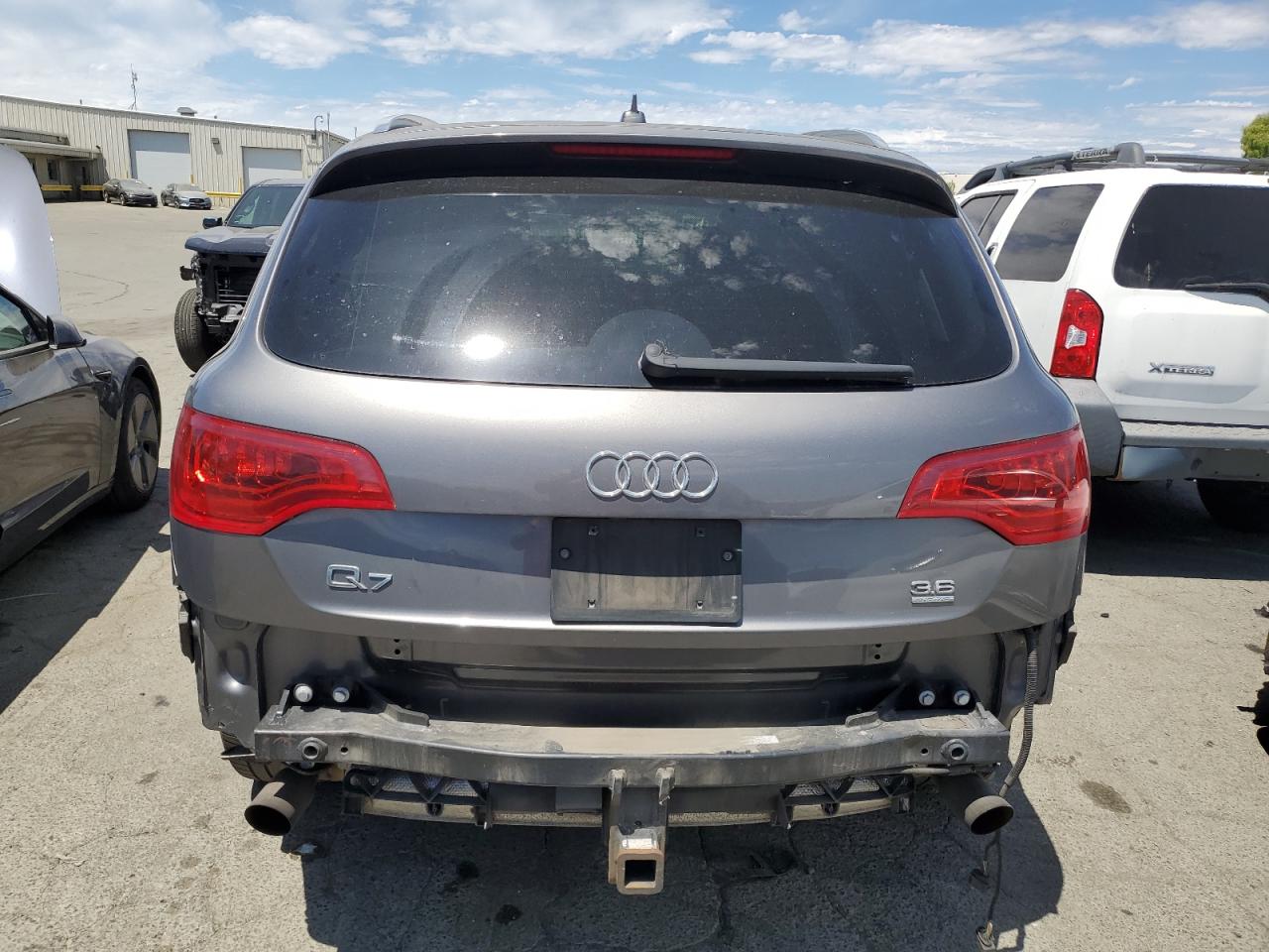 WA1LYAFE2AD007907 2010 Audi Q7 Premium Plus